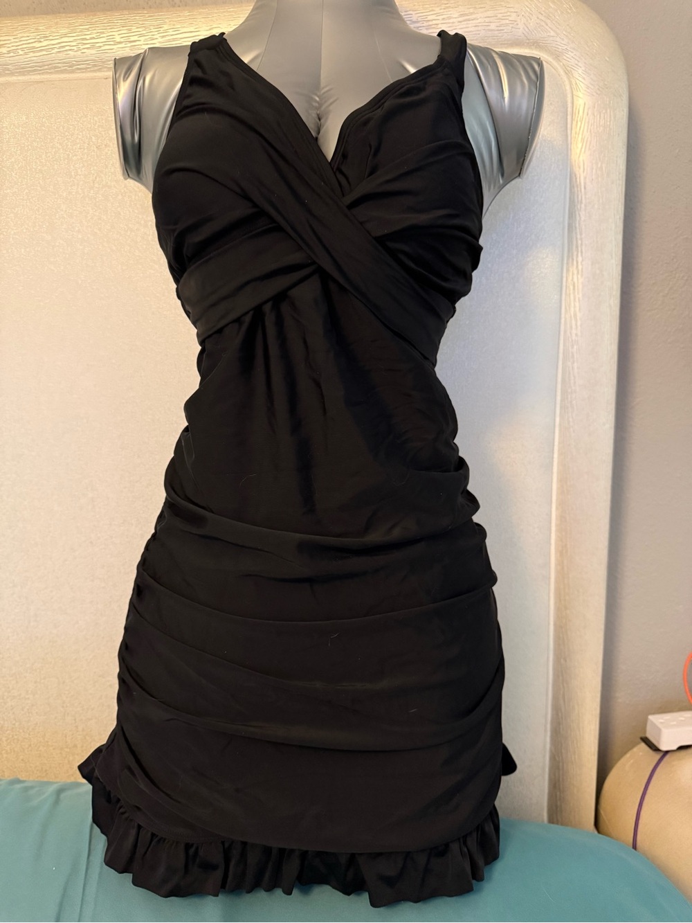 Black Side Ruched V-Neck Swim Suit
#5